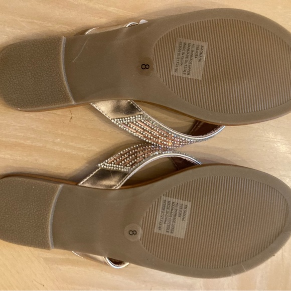 NWT ROSE GOLD SEQUIN AND SILVER SPARKLE SANDALS - Picture 4 of 5